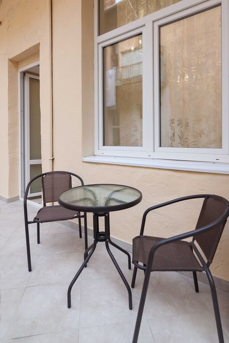 Делюкс апартаменти в центрі Львова по вул.Словацького 8