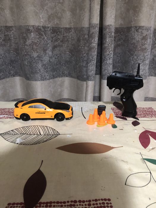 Carro telecomandado drift RC 2.4GHz + bateria