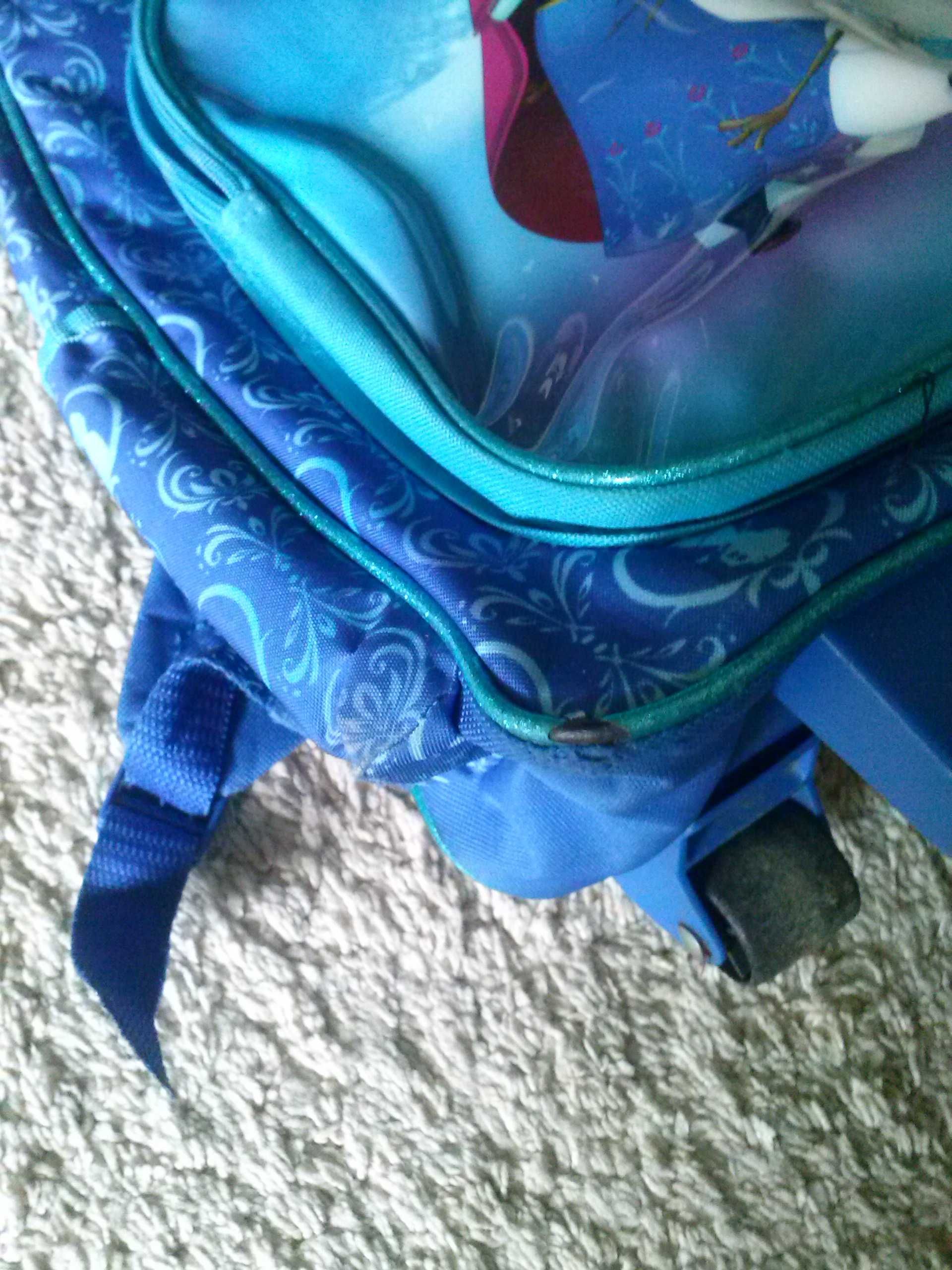 Mochila com rodas. Frozen. Entrega em mão