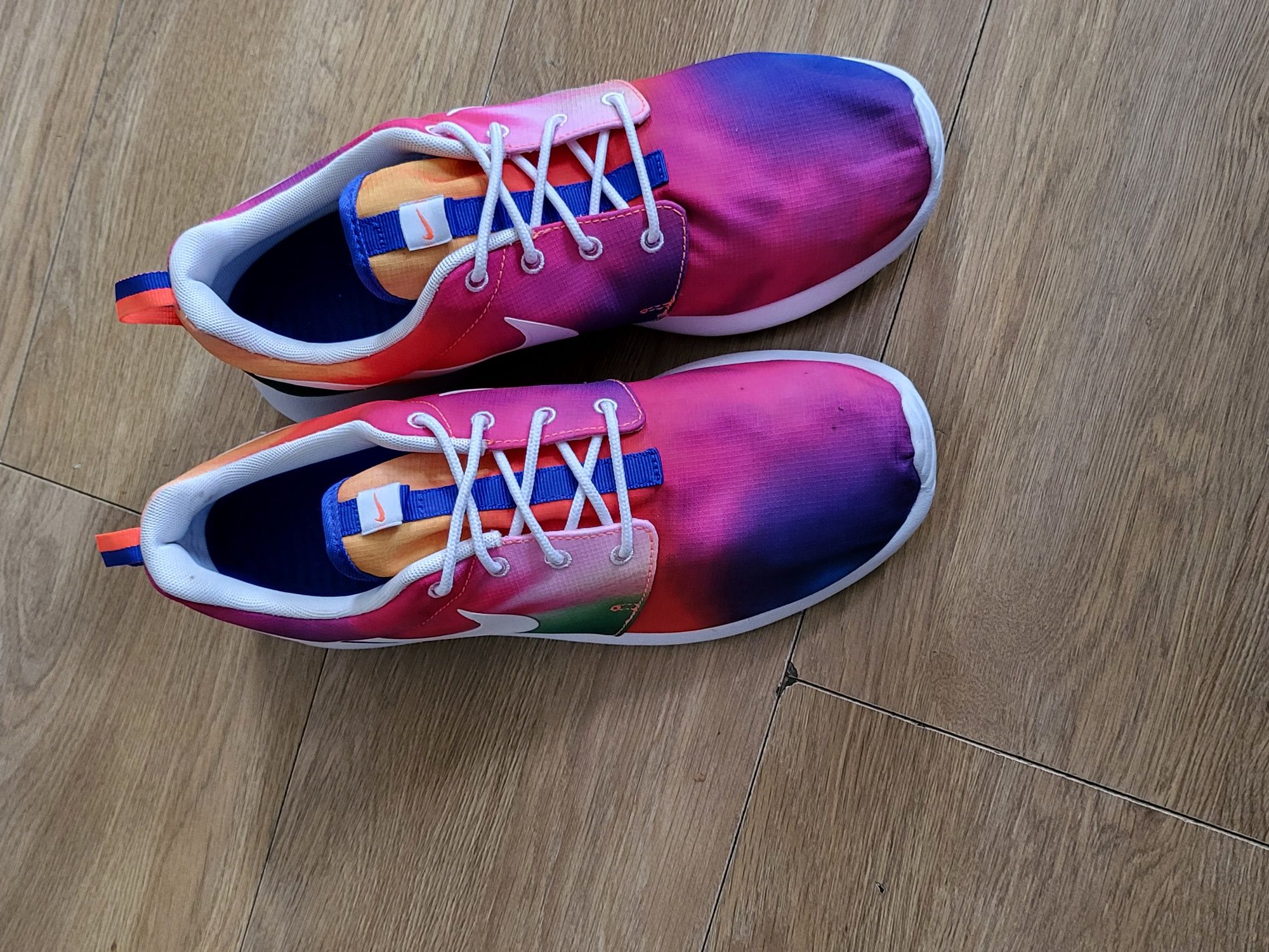 Buty Nike roshe RAINBOW  rozmiar 42.5