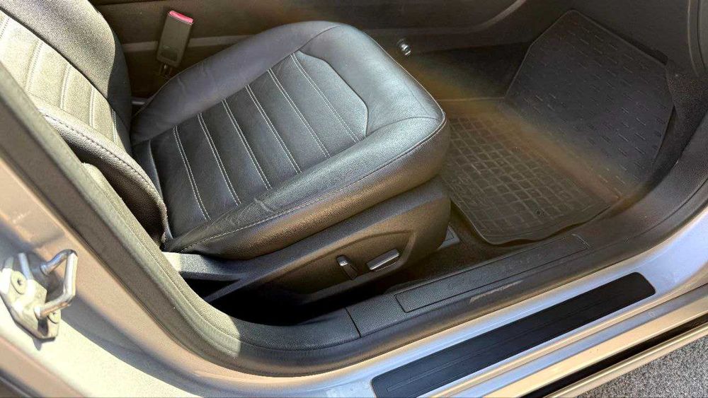 Ford Fusion Hybrid SE 2014 — економний і комфортний гібрид