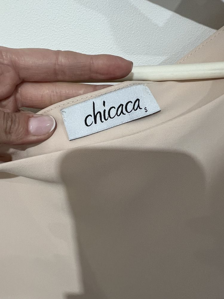 Sukienka z chokerem Chicaca S