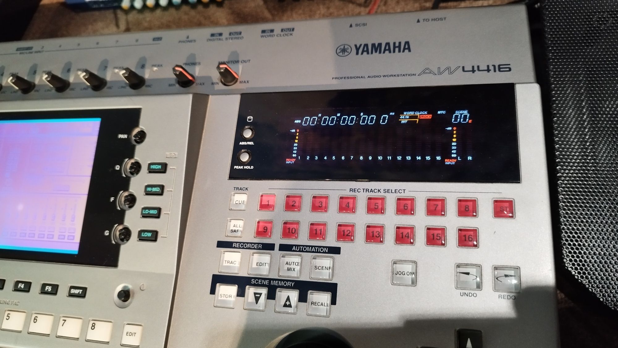 Yamaha AW4416 Mikser rejestrator procesor efektów