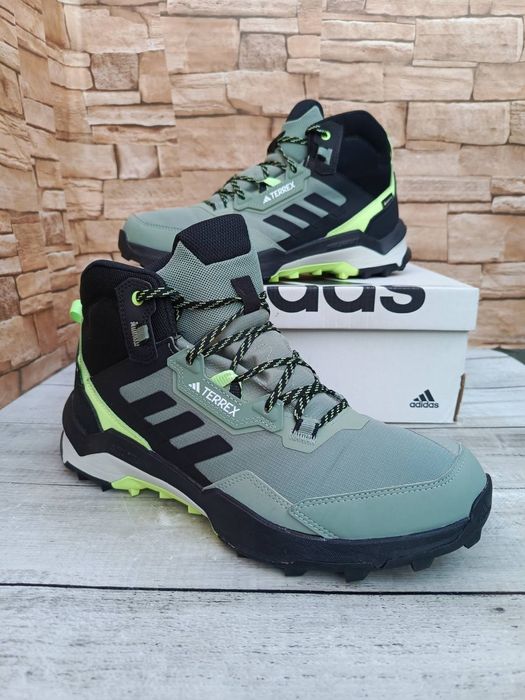 Кросівки adidas terrex GORE-TEX (42р.27см)