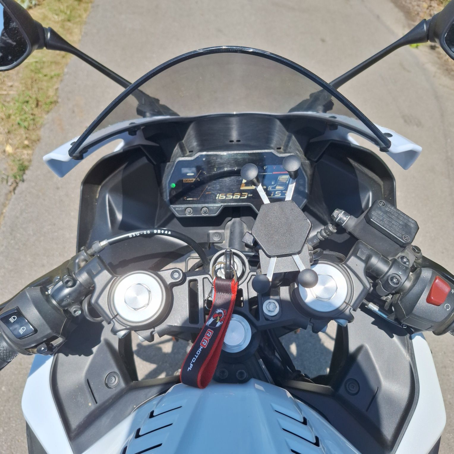 Yamaha yzf r125 z niskim przebiegiem