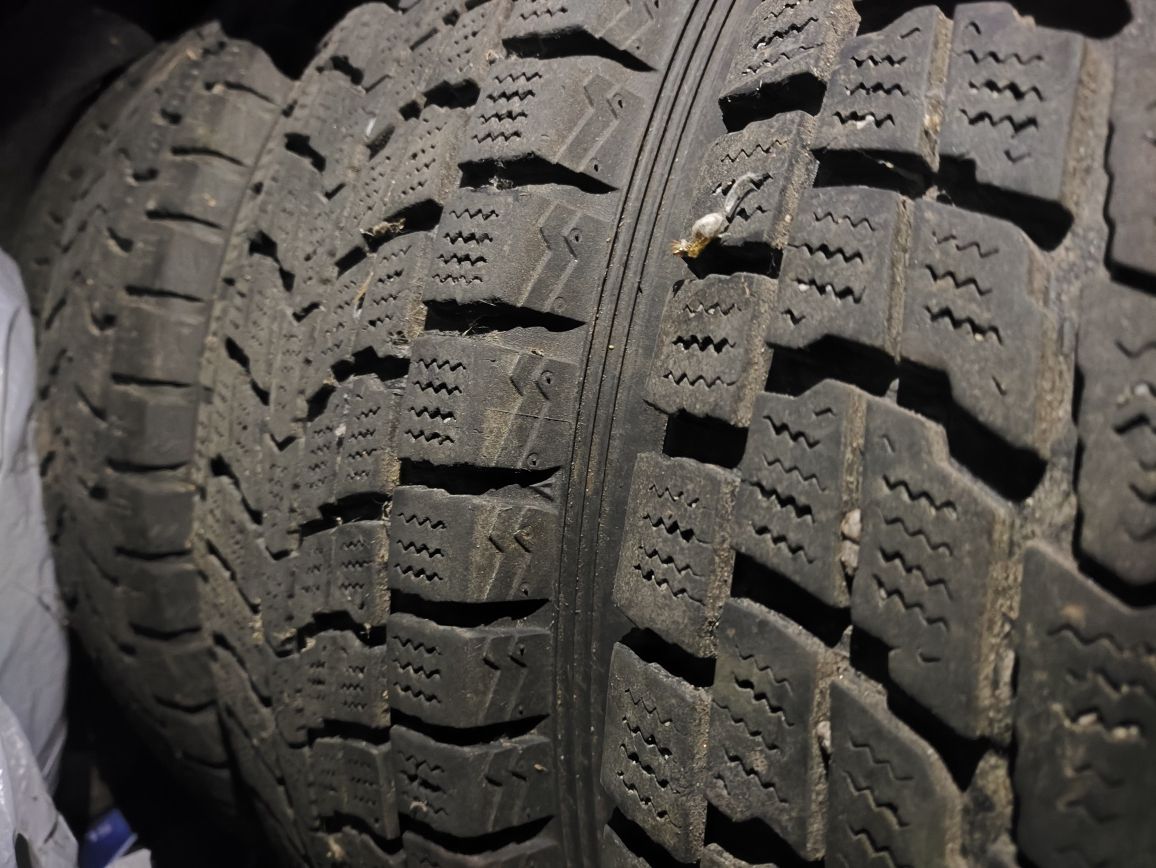 Диски з резиной dunlop 225/65 r 17