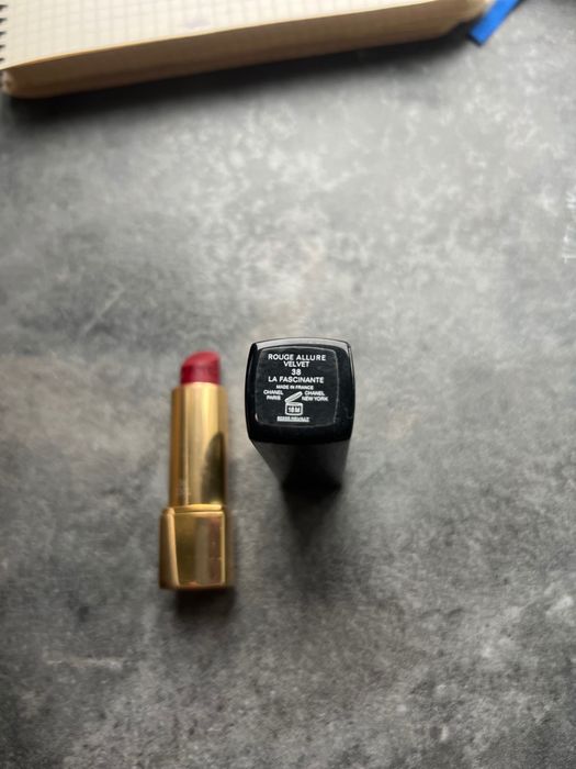 Помада Chanel Шанель