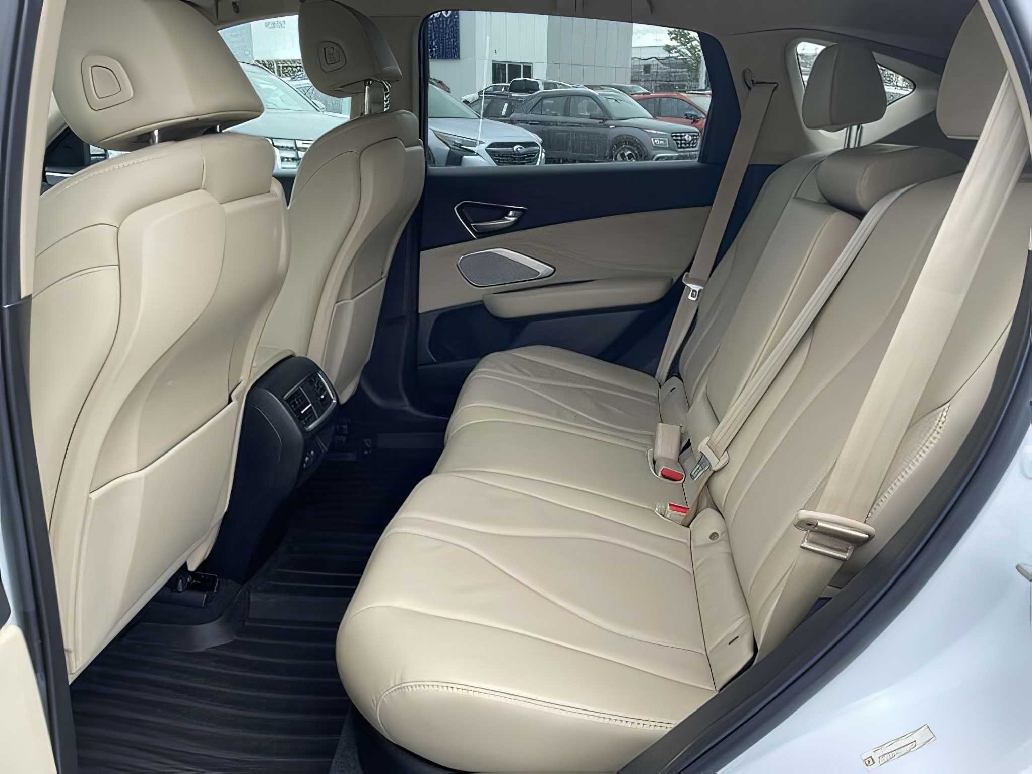 2020    Acura RDX