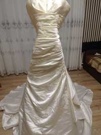 Весільна сукня (не вінчана)