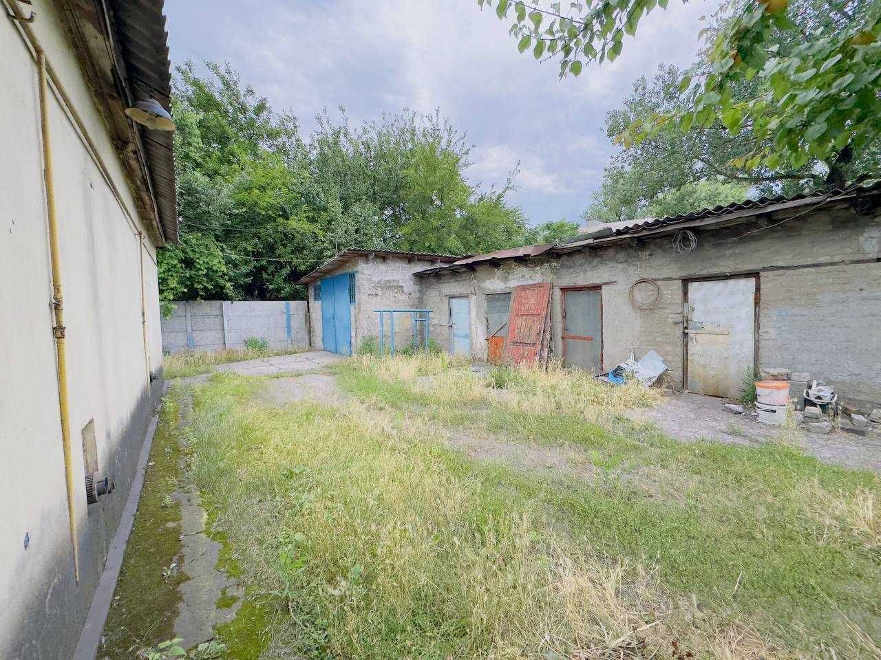 Частина БУДИНКУ, 54.1 кв.м, в ЦЕНТРІ міста, парк