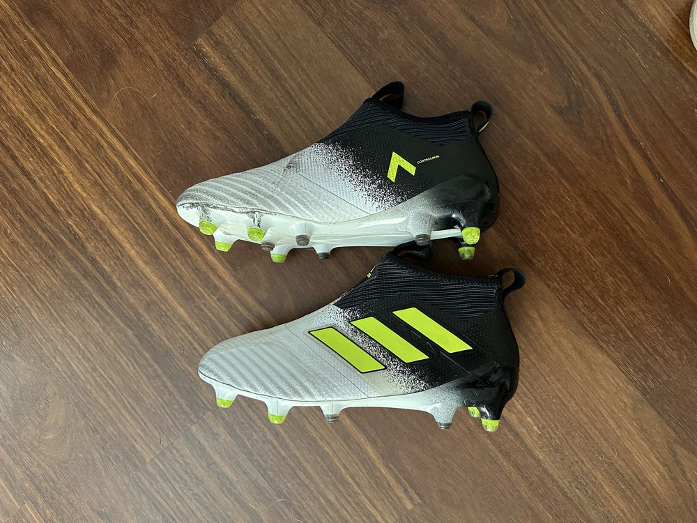 chuteiras adidas tamanho 40.5
