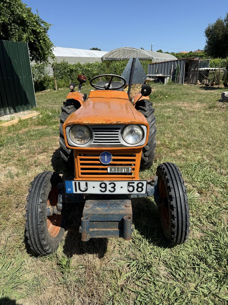 KUBOTA L225 em excelente estado