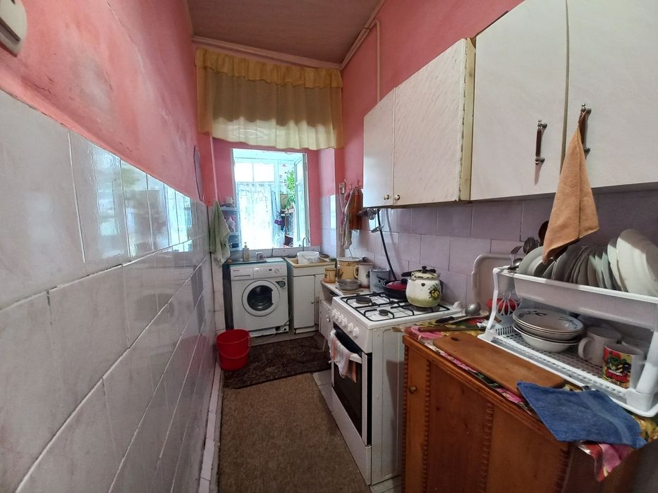 Продаж частини будинку по вул Визволення