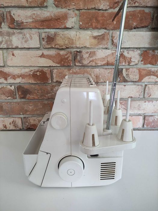 Janome 1200d Coverlock
