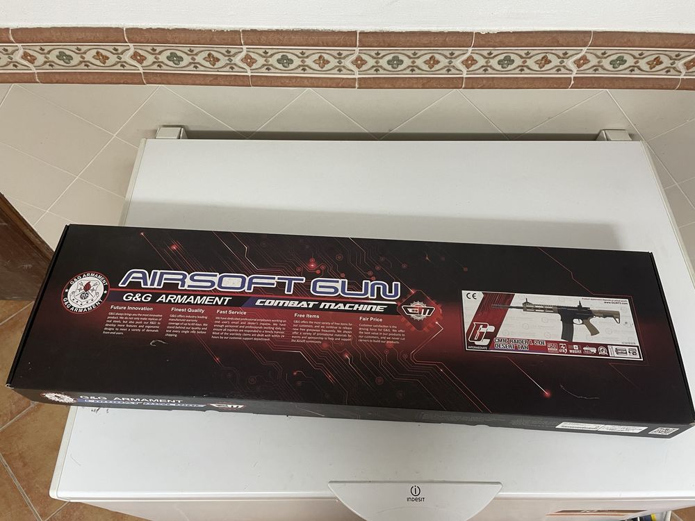 Replica airsoft g&g