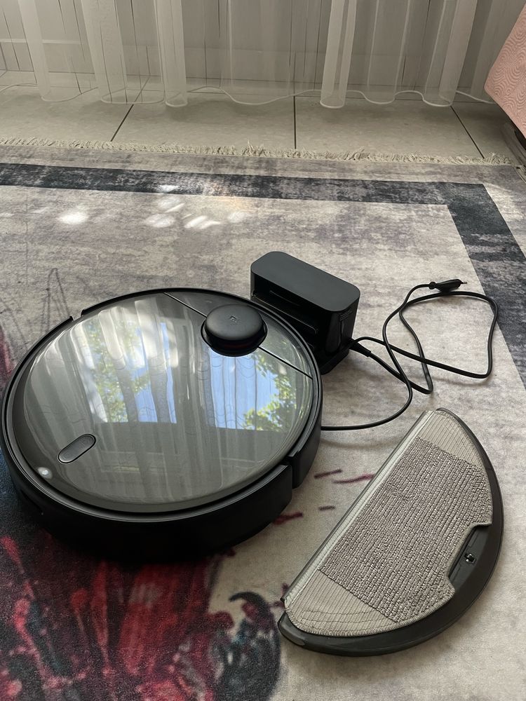 Продам xiaomi mi robot vacuum-mop 2 pro