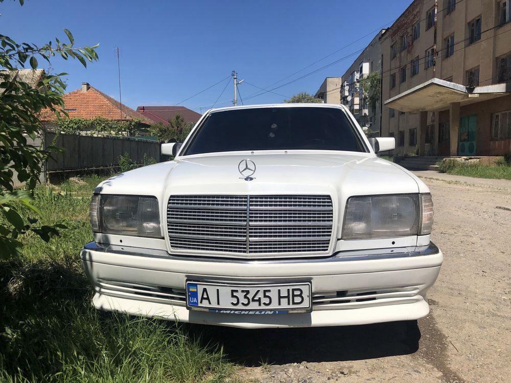 Mercedes Benz Limousine Pullman “ Sonderklasse “  W126 SE380 1981