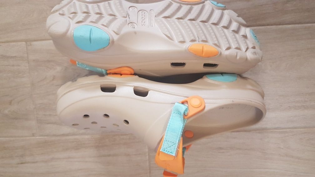 Crocs classic klapki chodaki