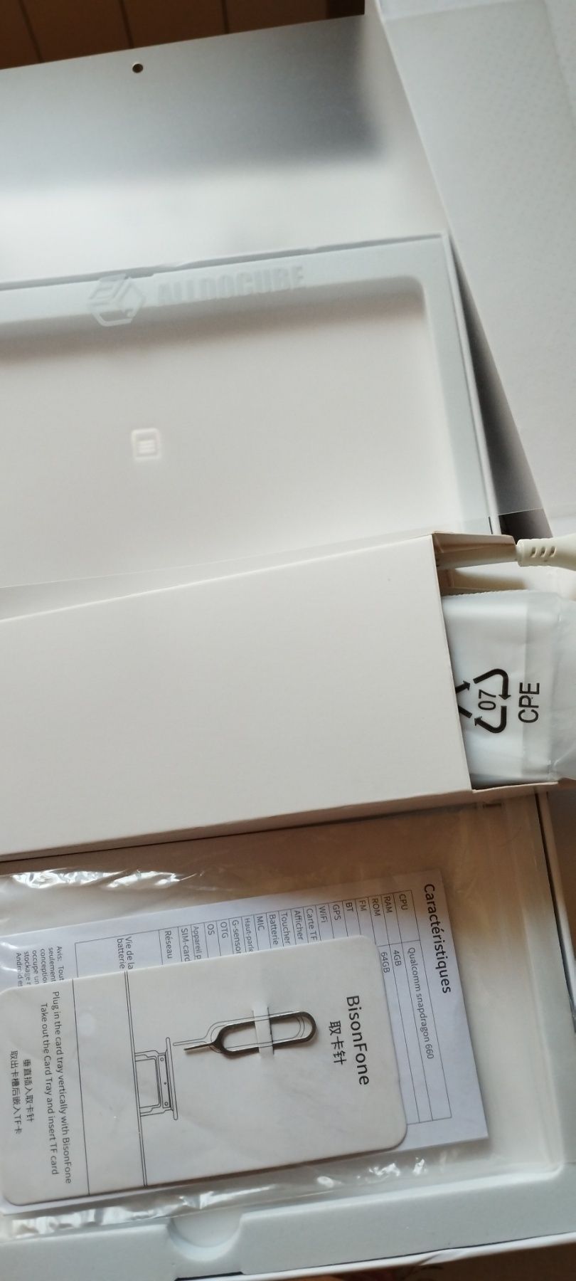 Планшет - телефон ALLDOCUBE X Neo 10.5" 4/64GB LTE/GPS