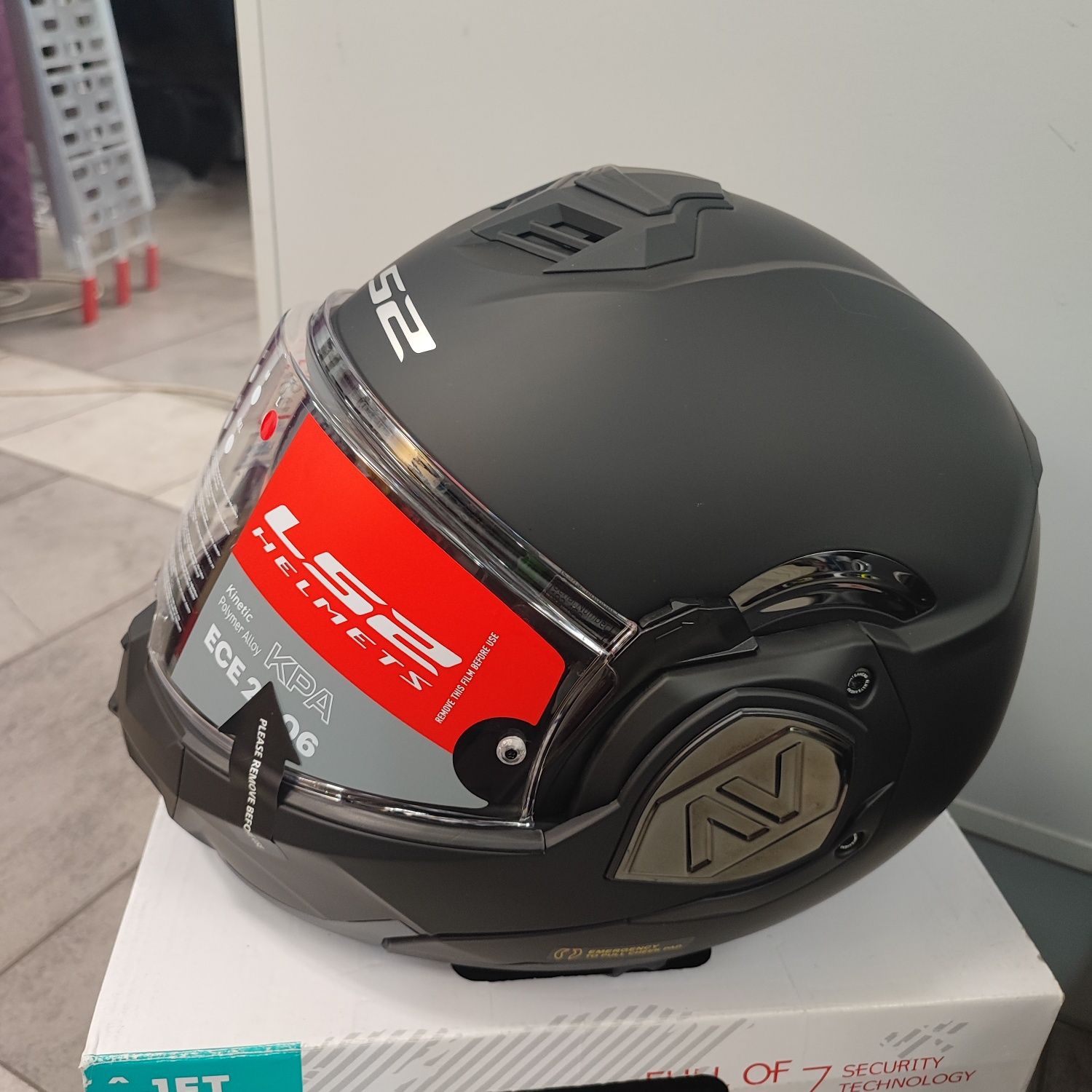 Kask motocyklowy szczękowy LS2 FF906 Advant czarny mat modułowy