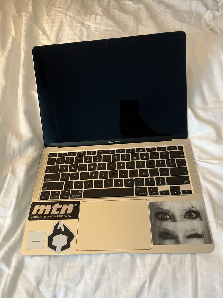 Apple macbook air m1
