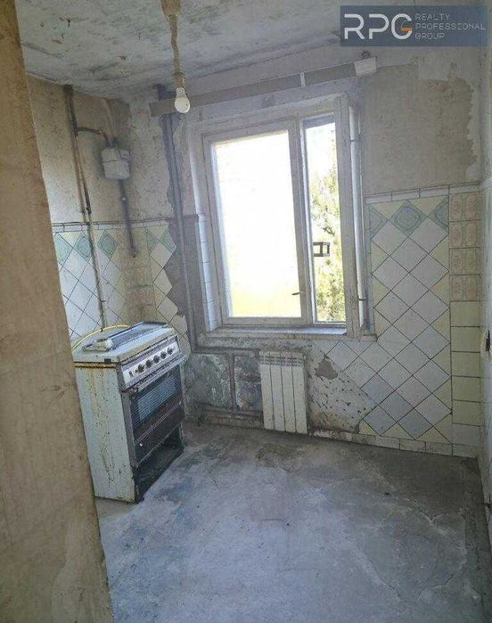 Продам 3-кімнатну квартиру ГОТОВУ ДО РЕМОНТУ бул. Миколи Руденка 19 ая