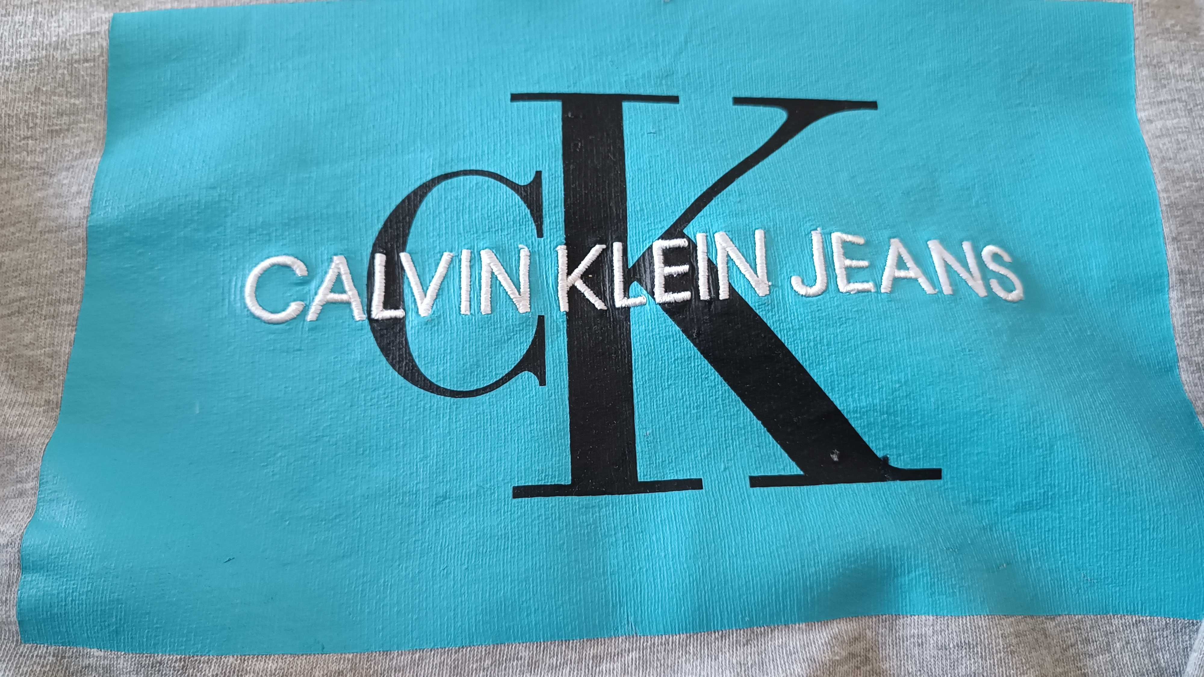 Bluza chłopięca Calvin Klein rozmiar 8-10 lat