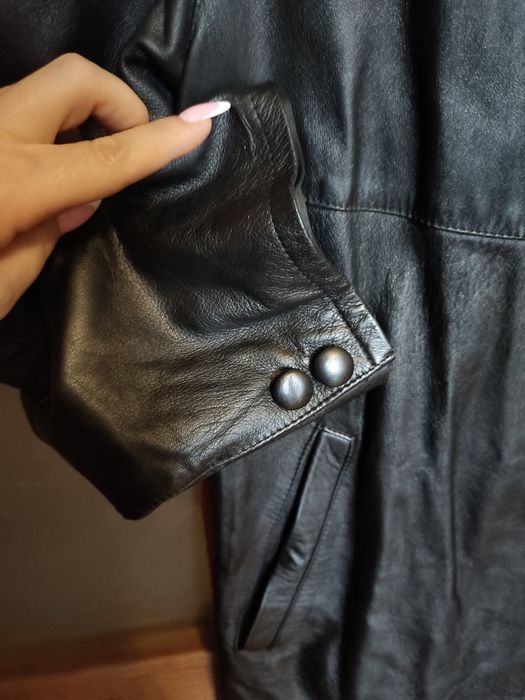 Шкіряний жіночий піджак