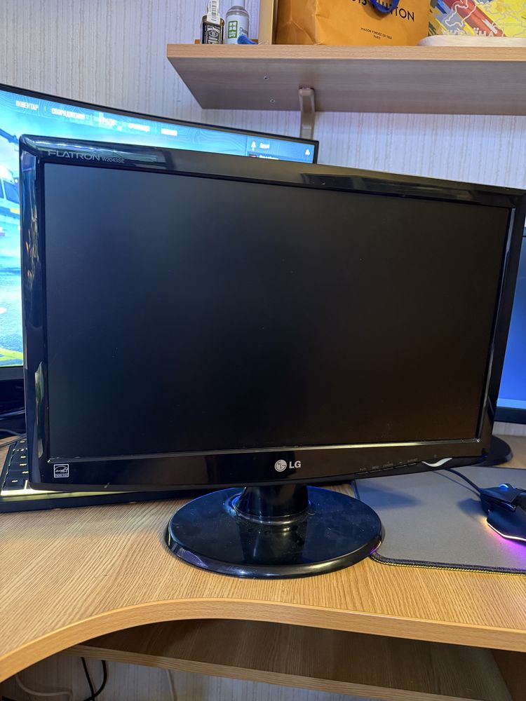 Монітор LG w2043SE - 20”