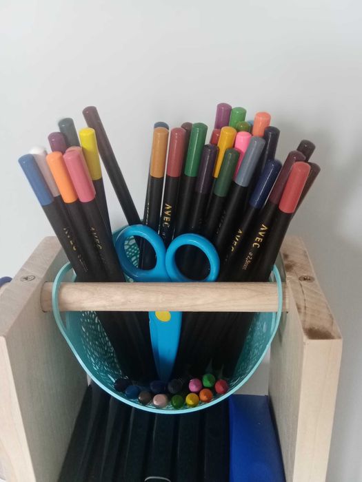 Piórnik na biurko organizer