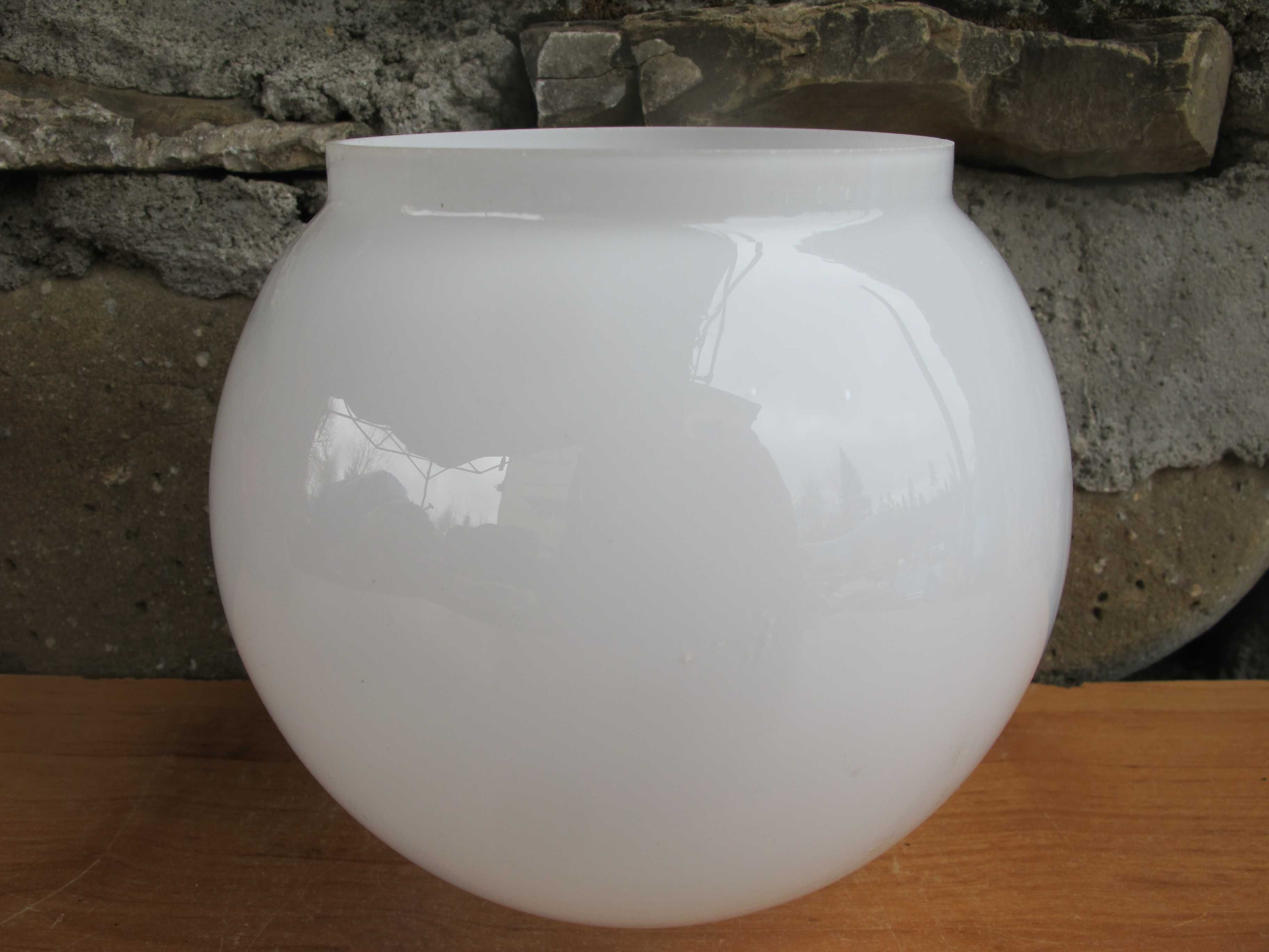 Duża Szklana kula otwarta_BIAŁY POŁYSK_żyrandol_E 27_155 x 47 mm