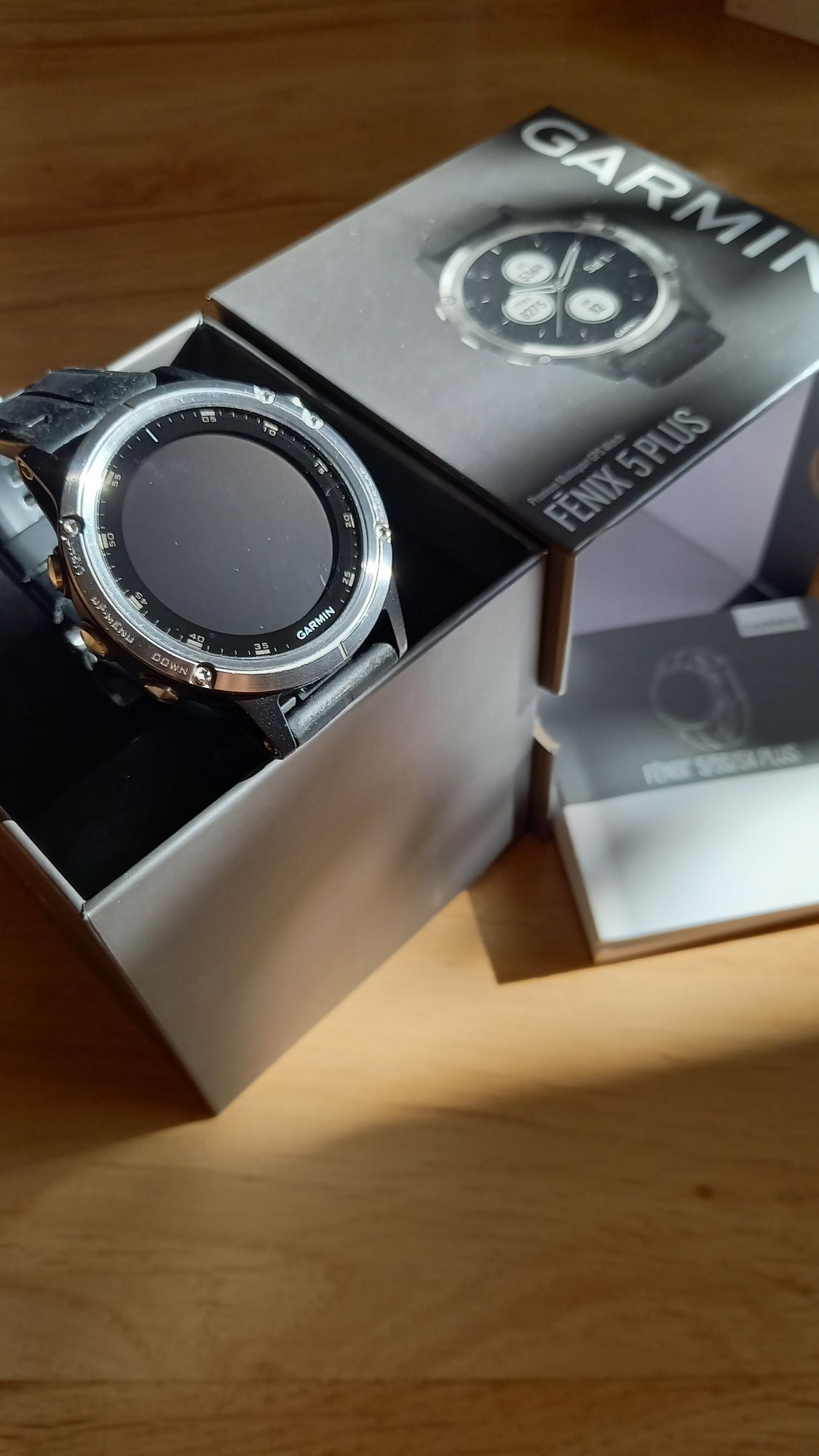 Zegarek sportowy Garmin fenix 5 idealny na prezent dla biegacza