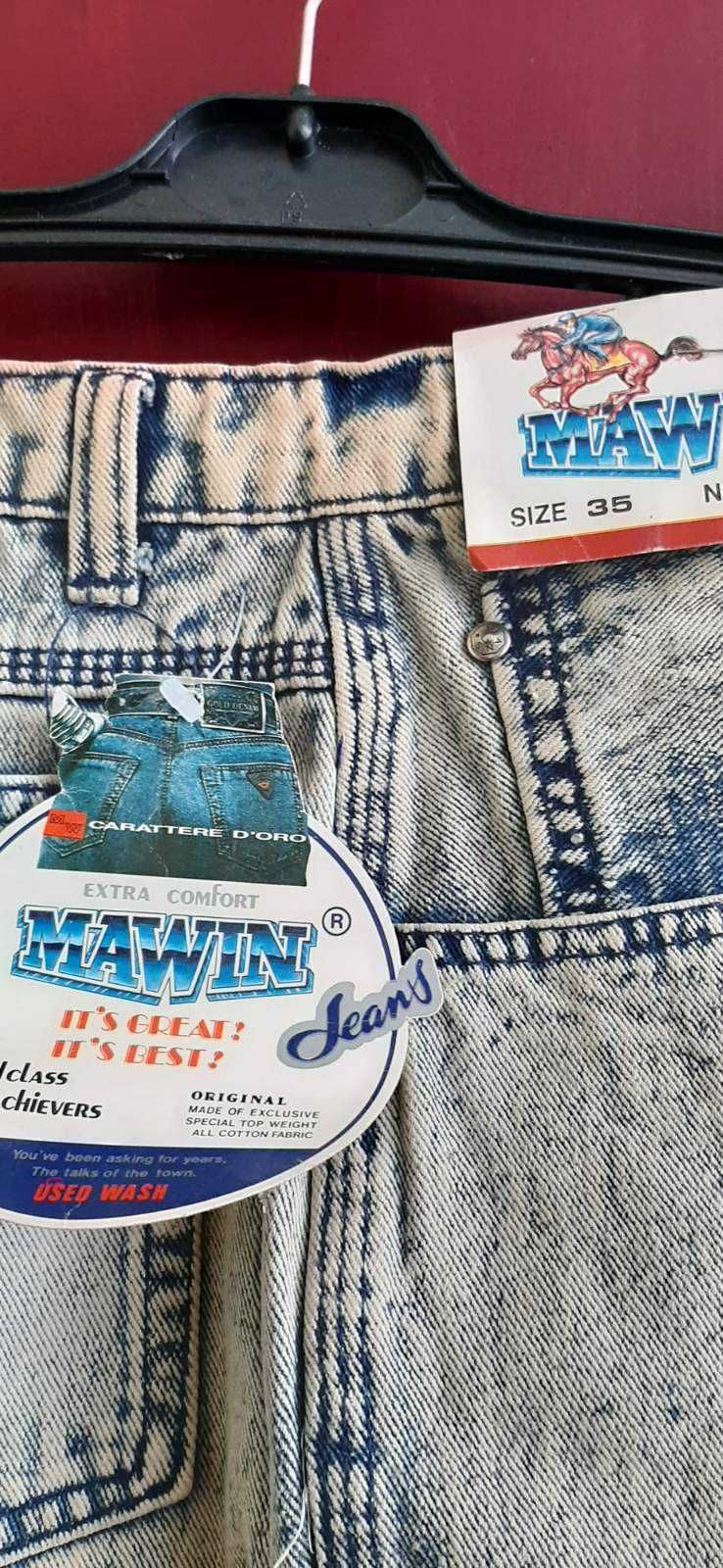 Продаются Оригинальные джинсы "Мальвины" MAWIN
Размер 33,34.35й
