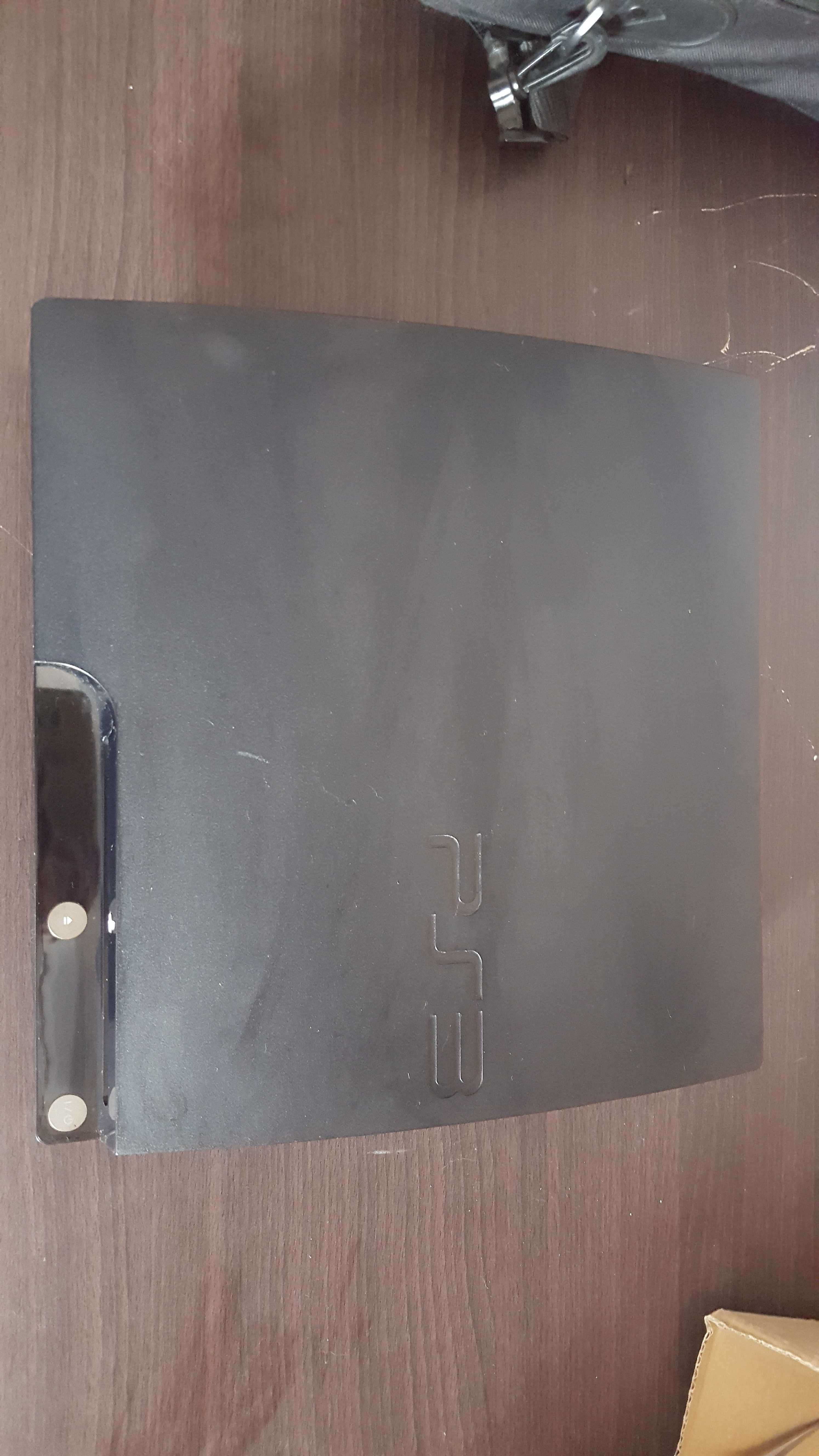 PS3 Slim - Usada para peças