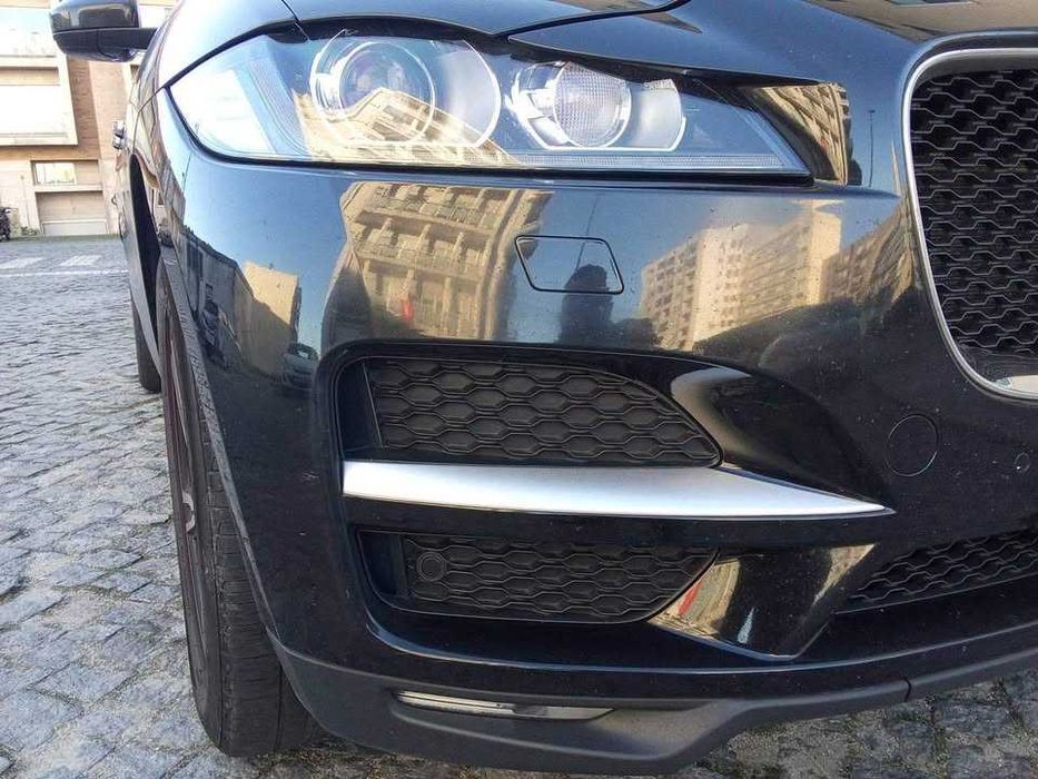 Jaguar F Pace em excelente estado interior e pintura