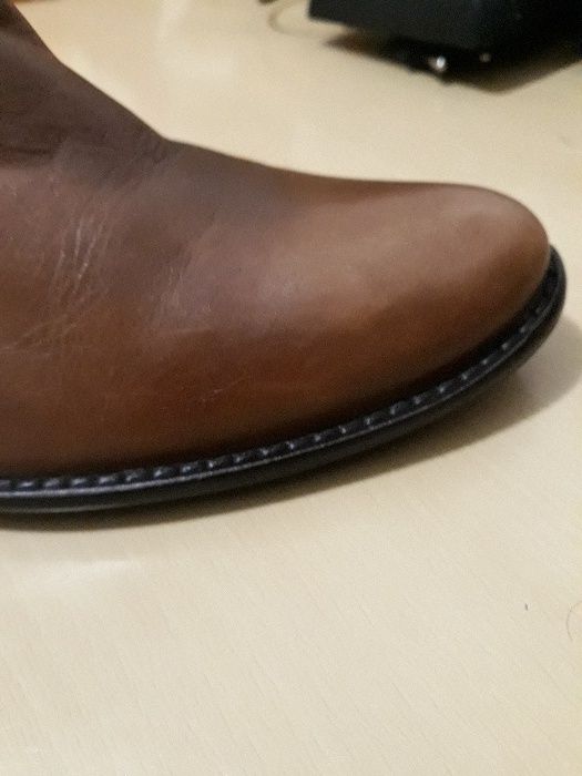 Продаються жіночі шкіряні чобітки Nero Giardini размер 38 б/в