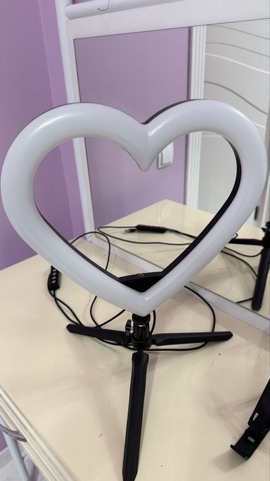 Кільцева лампа в формі серця MJ33 RGB різнокольорова 33 см