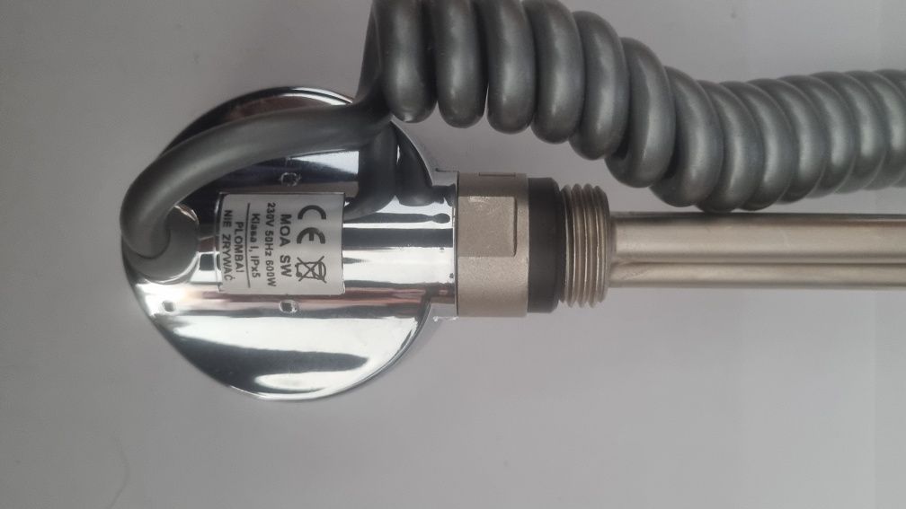 Grzałka do grzejnika łazienkowego MOA SW 600W