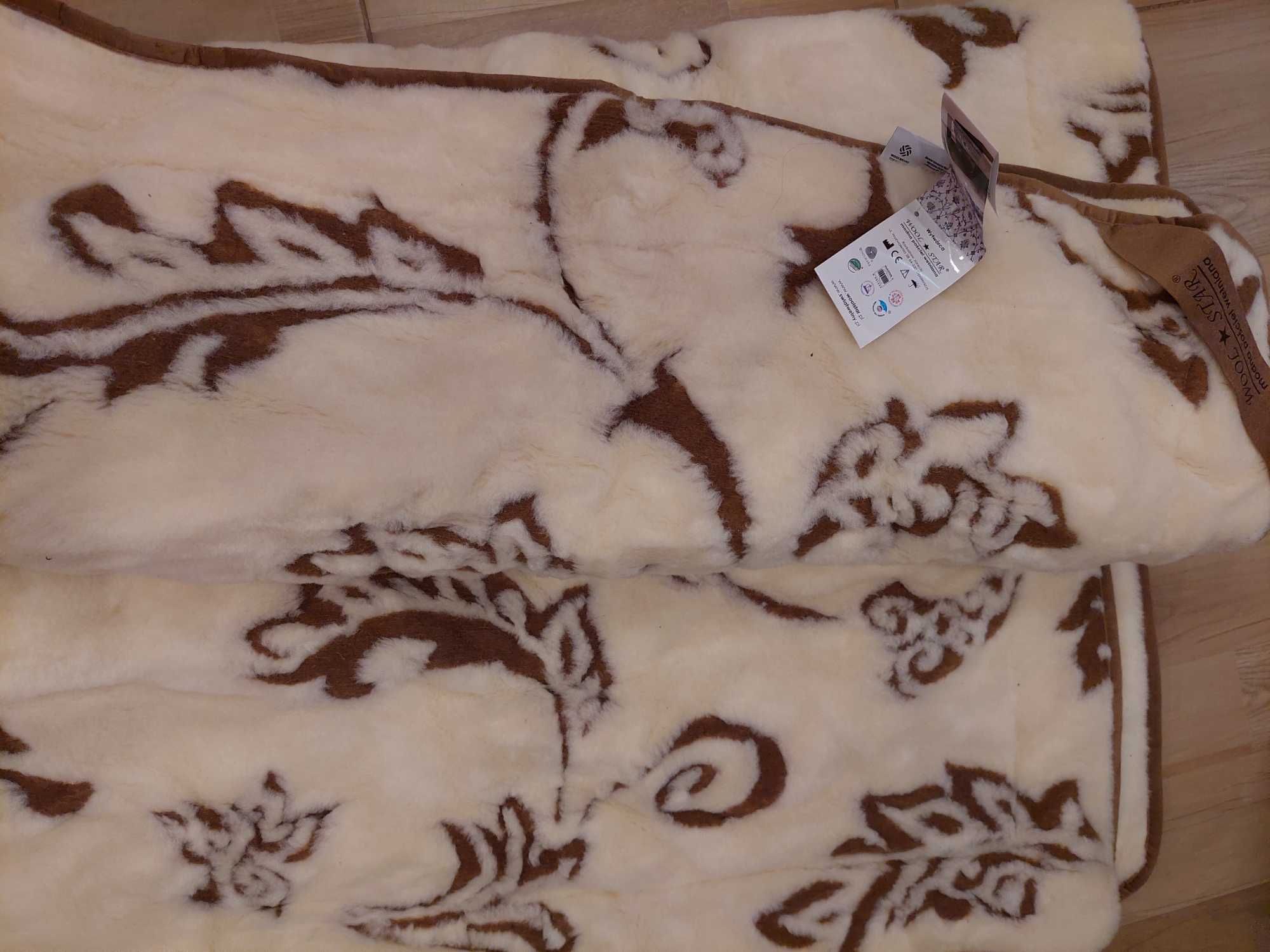 Wełniana kołdra 160x200 +3 poduszki NIEUŻYWANE metka