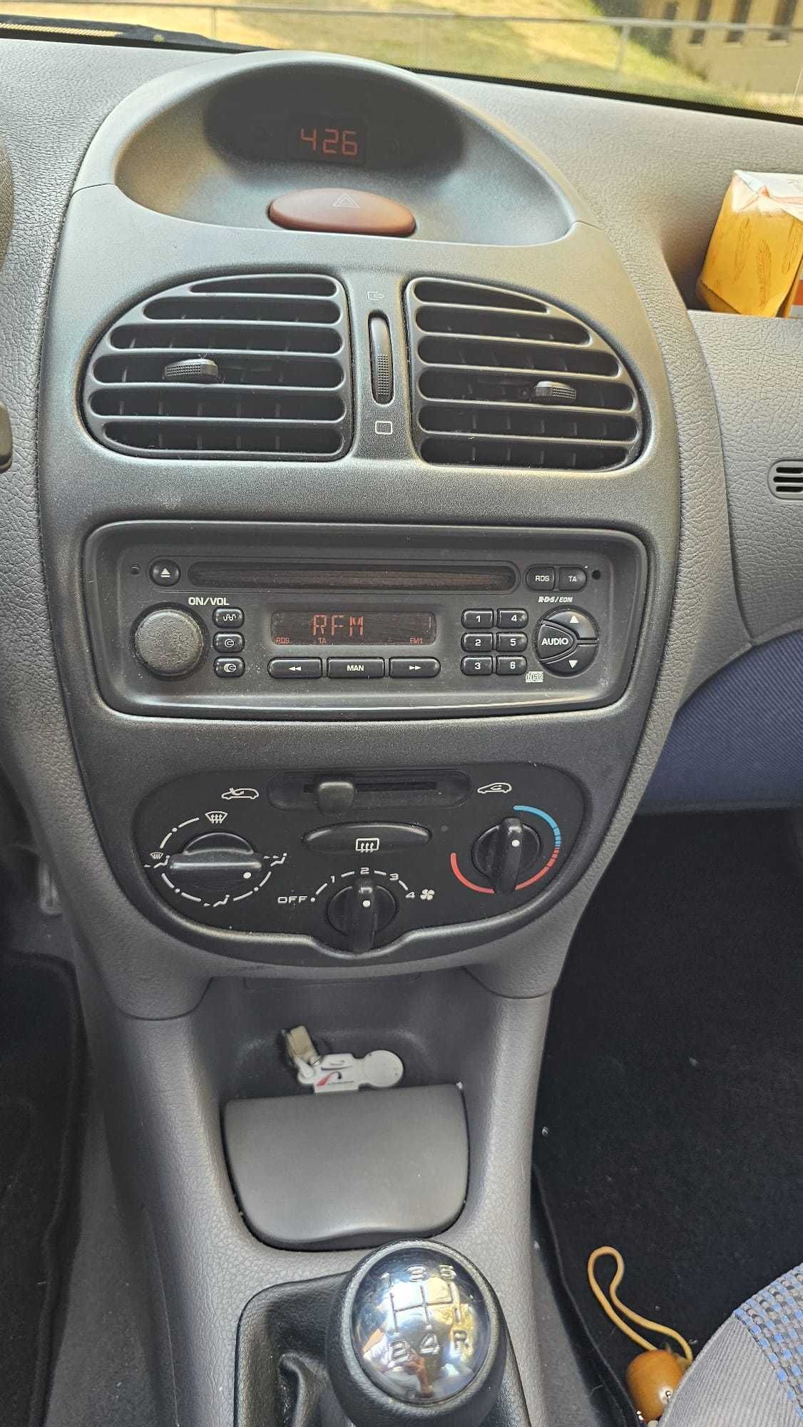 Peugeot 206 1.1 em otimo estado