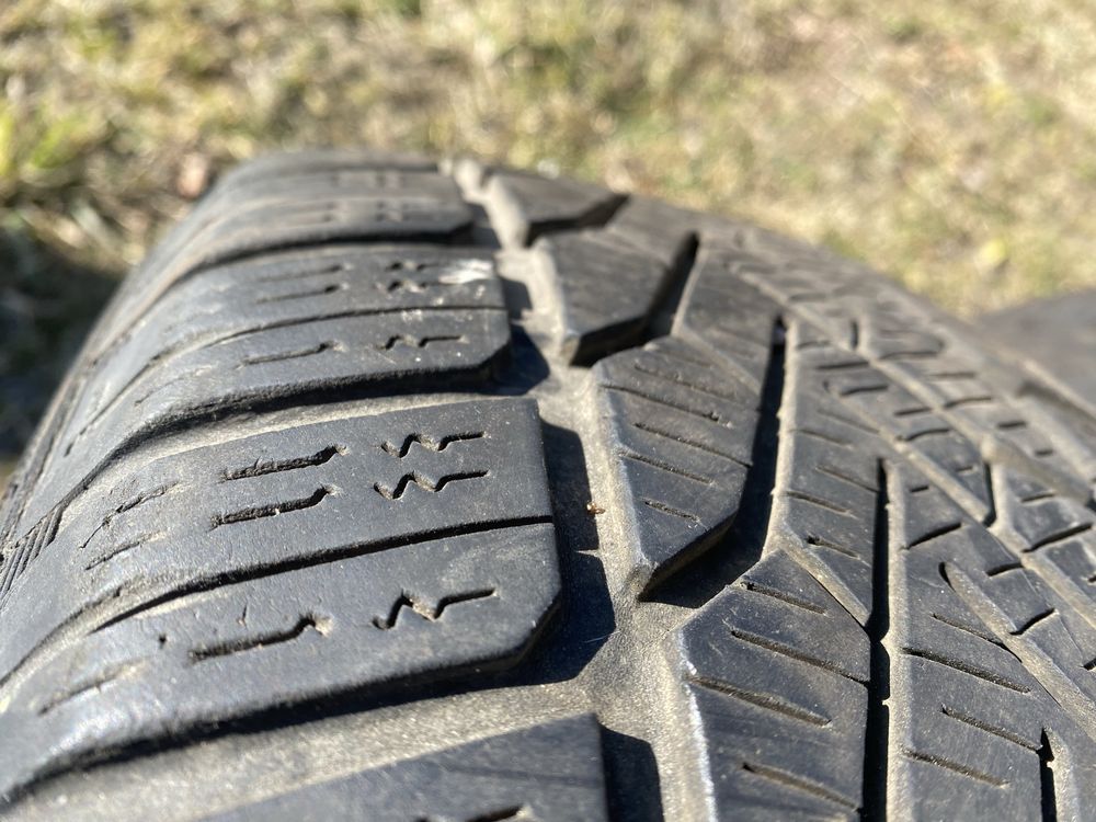 2 Opony zimowe 195/65 R15T + felgi stalowe