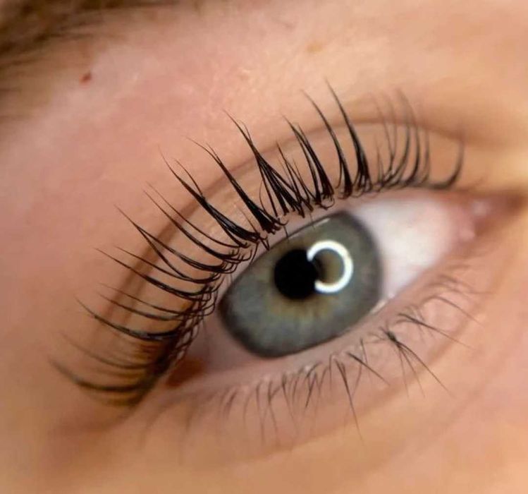 -Ламінування вій-ціна 380₴           -Рівне-Квасилів-Здолбунів-