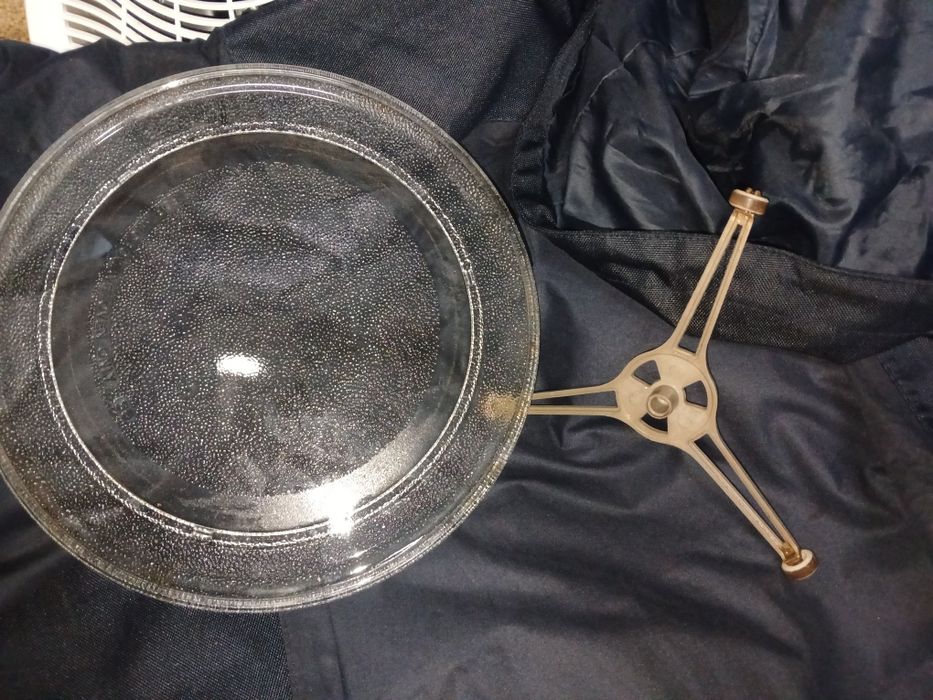 Prato de microondas como novo.