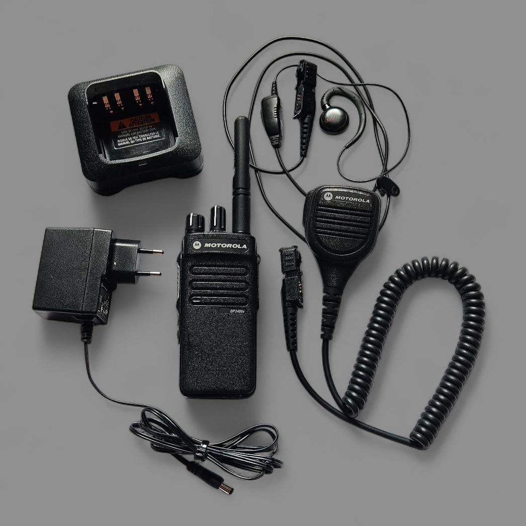 Motorola DP2400e - mikrofon, słuchawka, ładowarka - KOMPLET, sprawna!