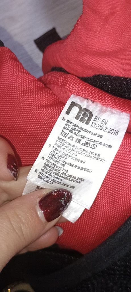 Nosidełko dla niemowląt Mothercare 3,5 kg - 12kg