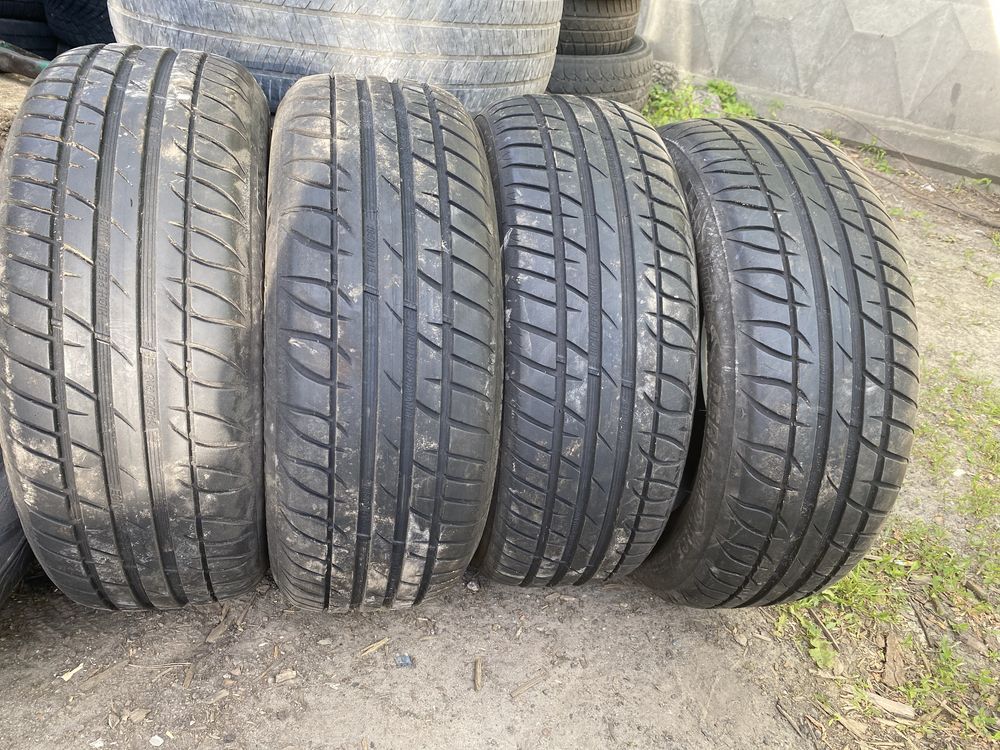 Літня гума 195/60R15