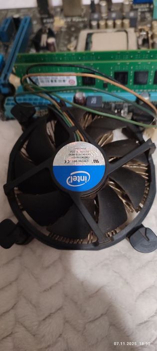 Продам материнскую плату Asus,процессор,оперативную память