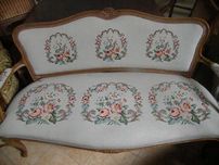 Sofa w Stylu Ludwika Gobelin