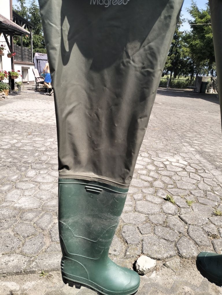 Buty wędkarskie rozmiar 40 długość całkowita 95