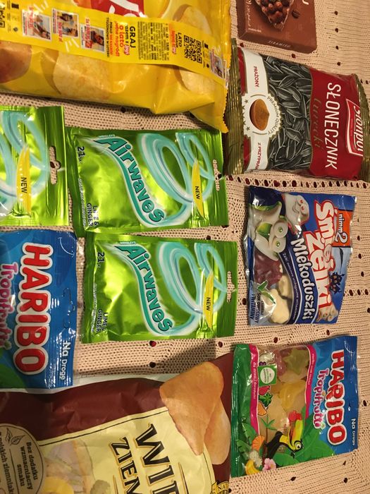 Zestaw słodyczy i przekąsek  Haribo Wawel Airwaves